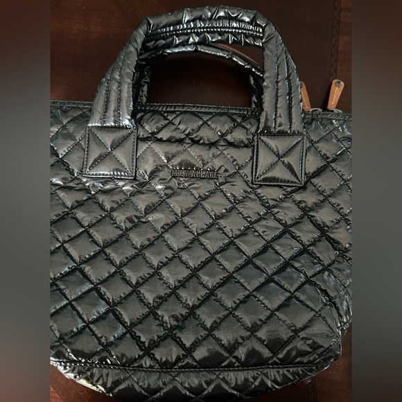 MZ Wallace Sutton Metallic Grey Tote with Crossbody Strap and Matching Pouch EUC - Picture 9 of 16